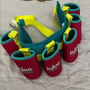 NWT Igloo Red and Yellow Beverage Carrier Beerdolier Retro Collection